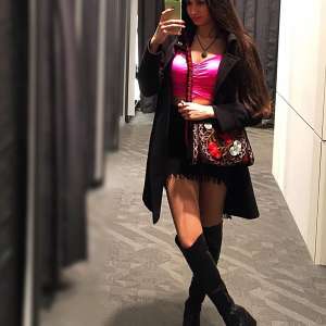 Seksi vücutu olan escort Başak